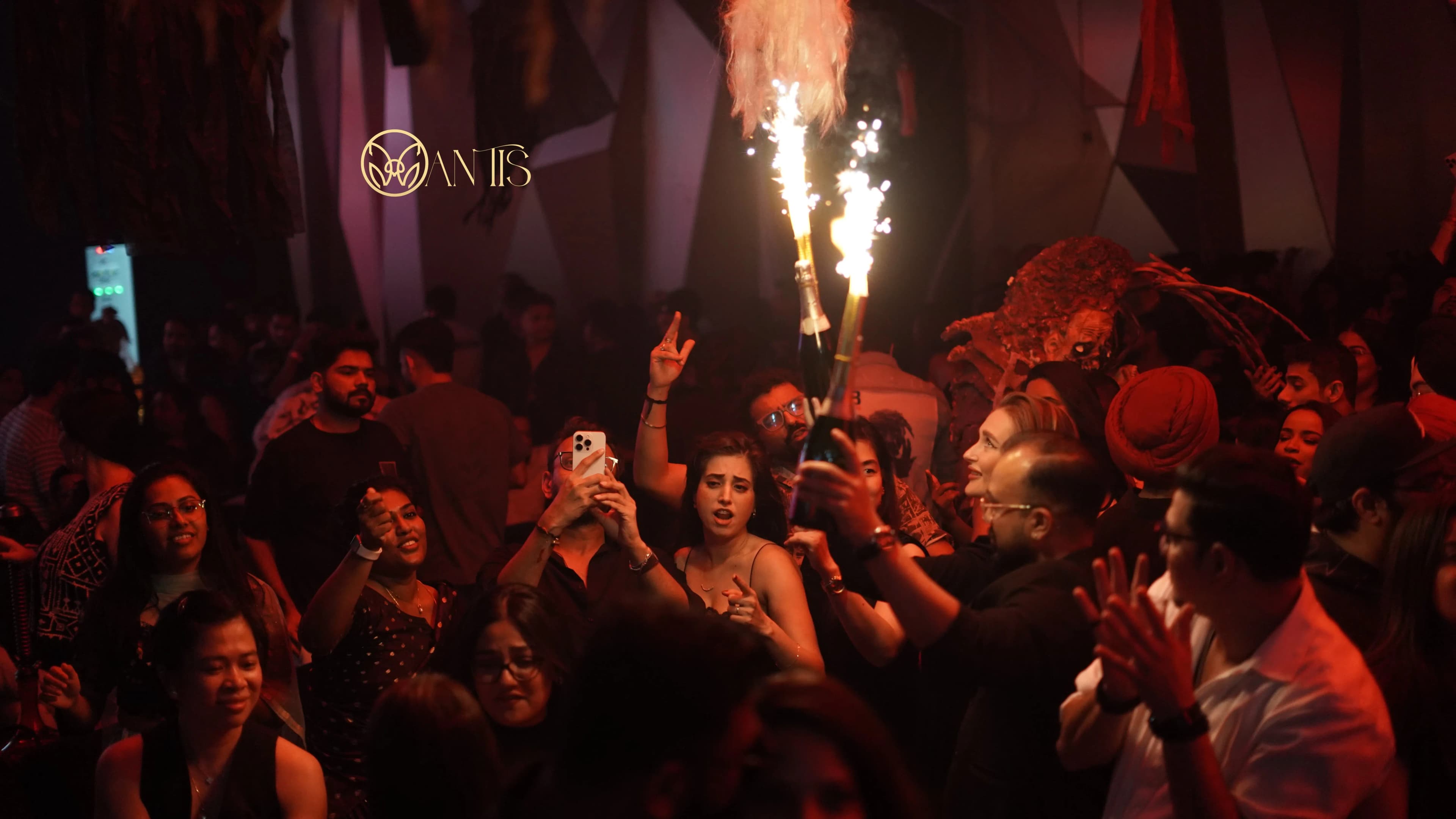 Mantis Dubai Dance Floor